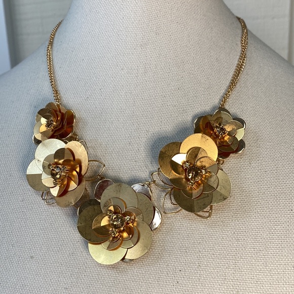 Fun shiny gold flower statement necklace rhinestones - Picture 3 of 3